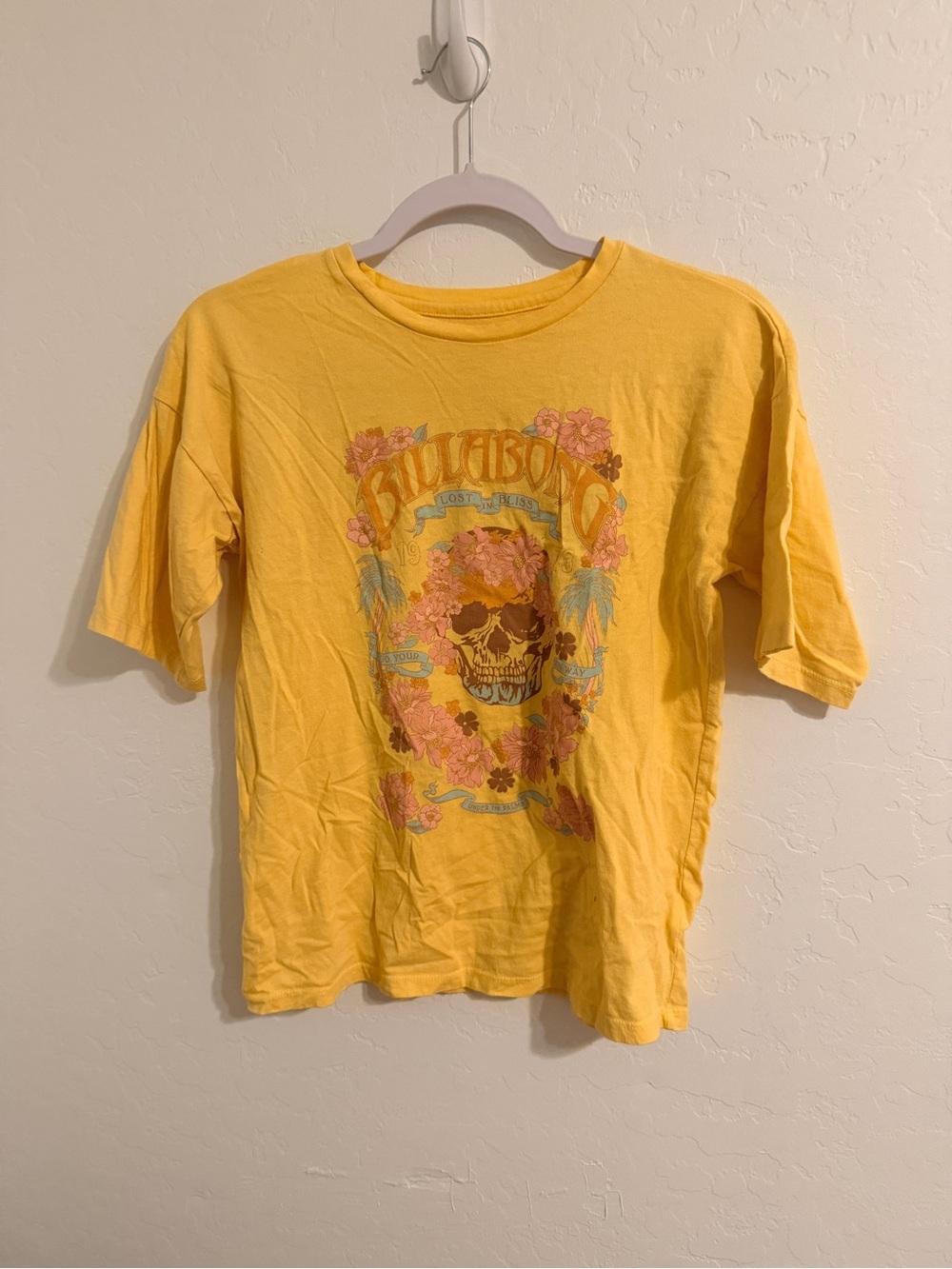 Billabong Yellow Floral Skull Graphic Short Sleeve Tee